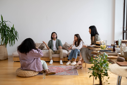 Participants and community members connected together