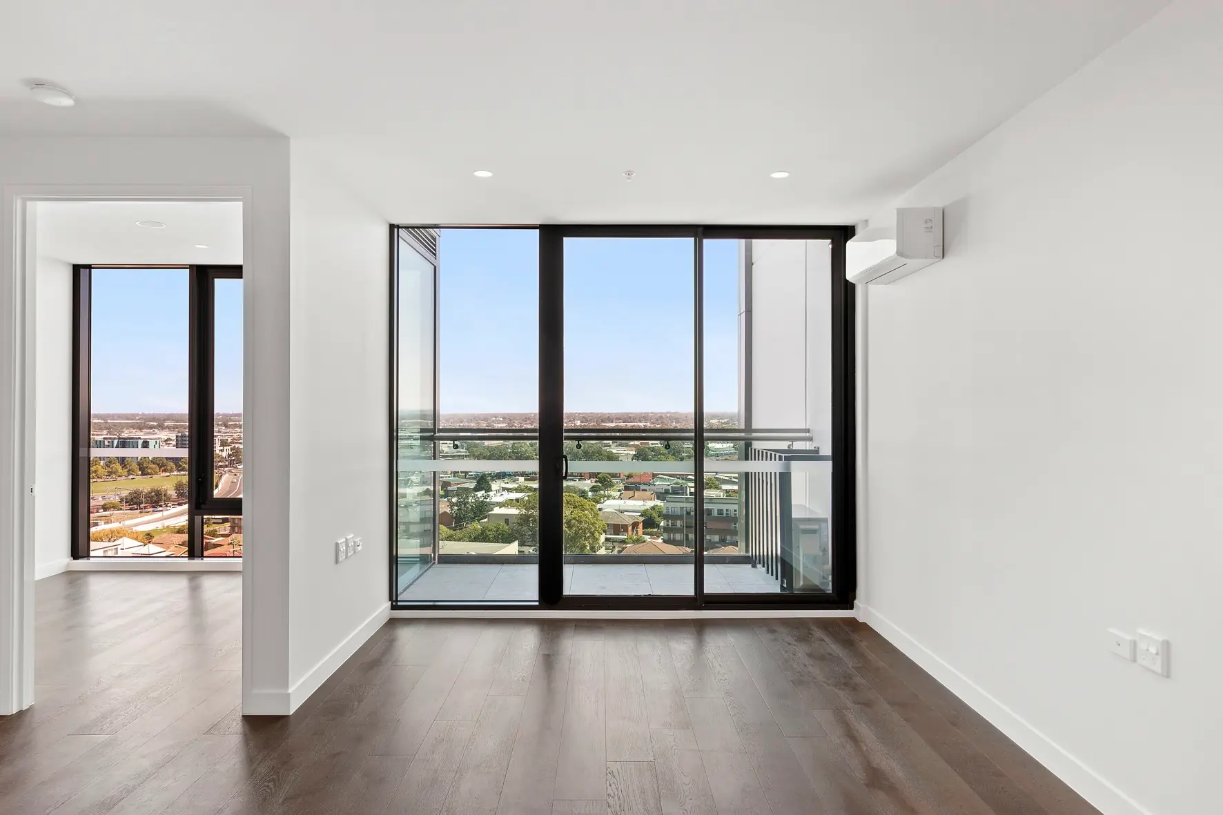 Dandenong Apartment view 8