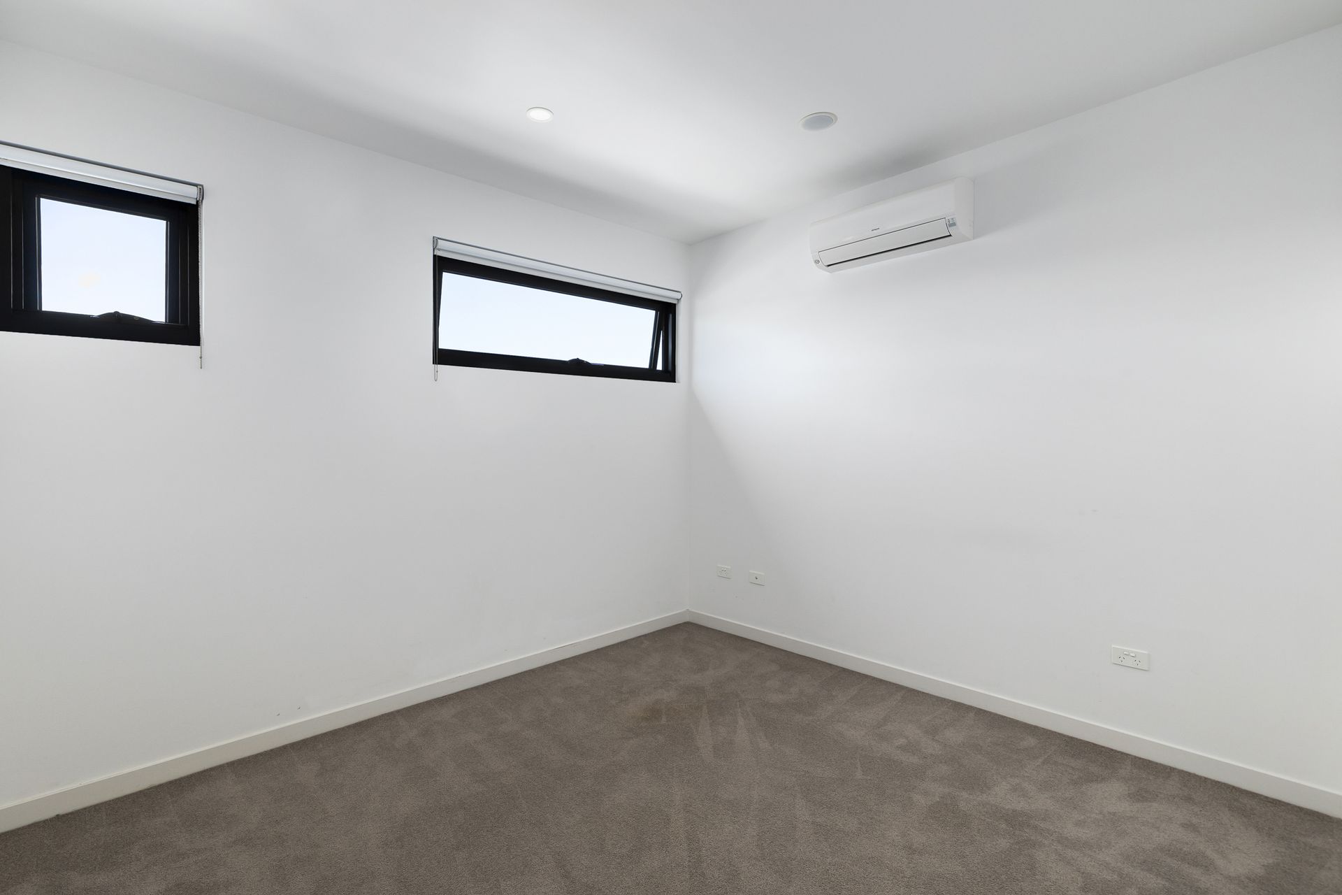 Ivanhoe East Apartment view 10