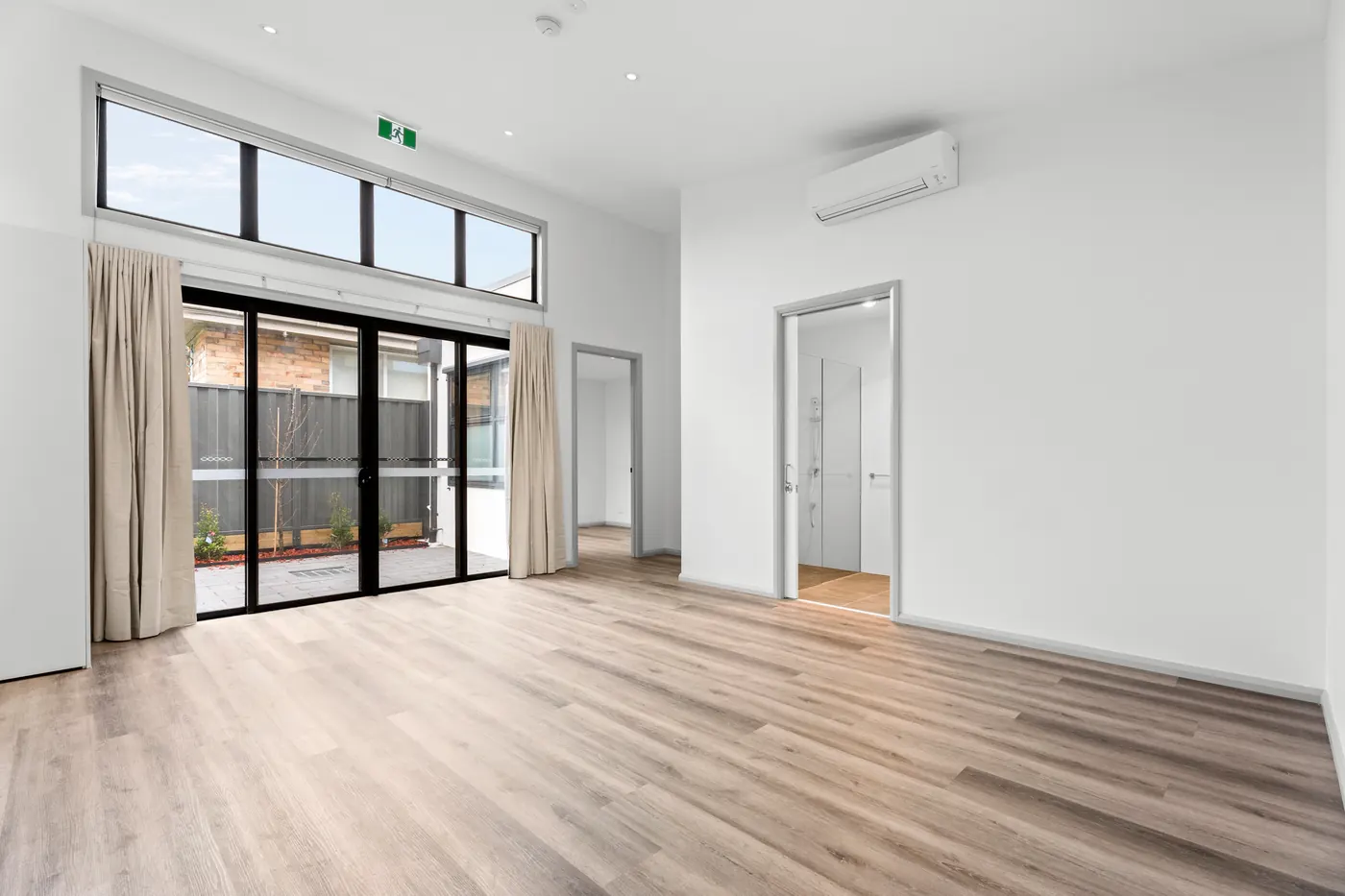 Reservoir Home view 9