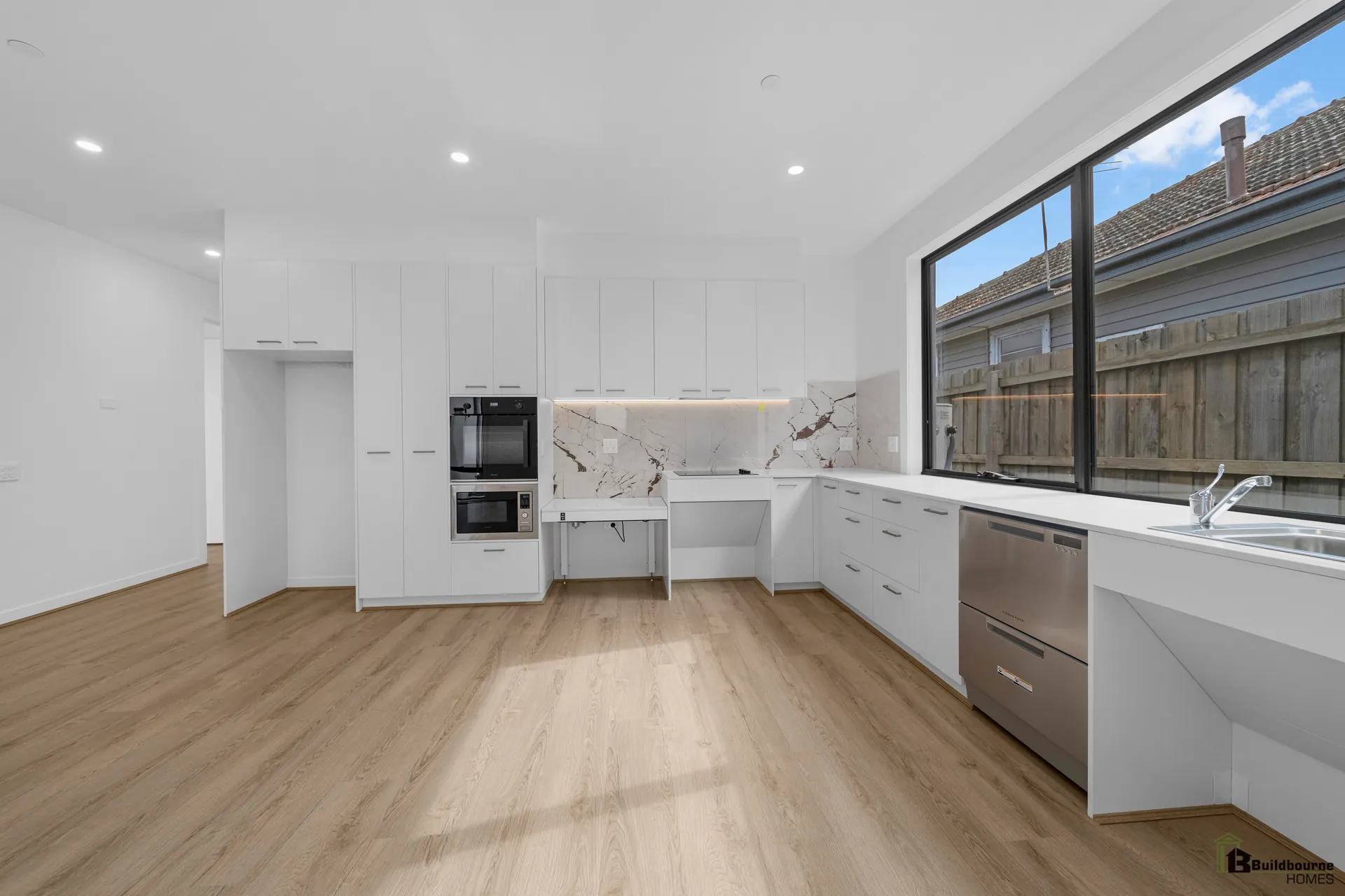 Reservoir VIC Home view 7