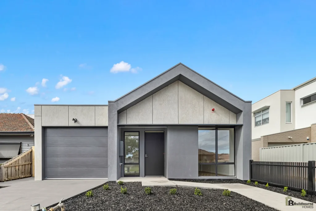 Home in Reservoir, VIC view 1